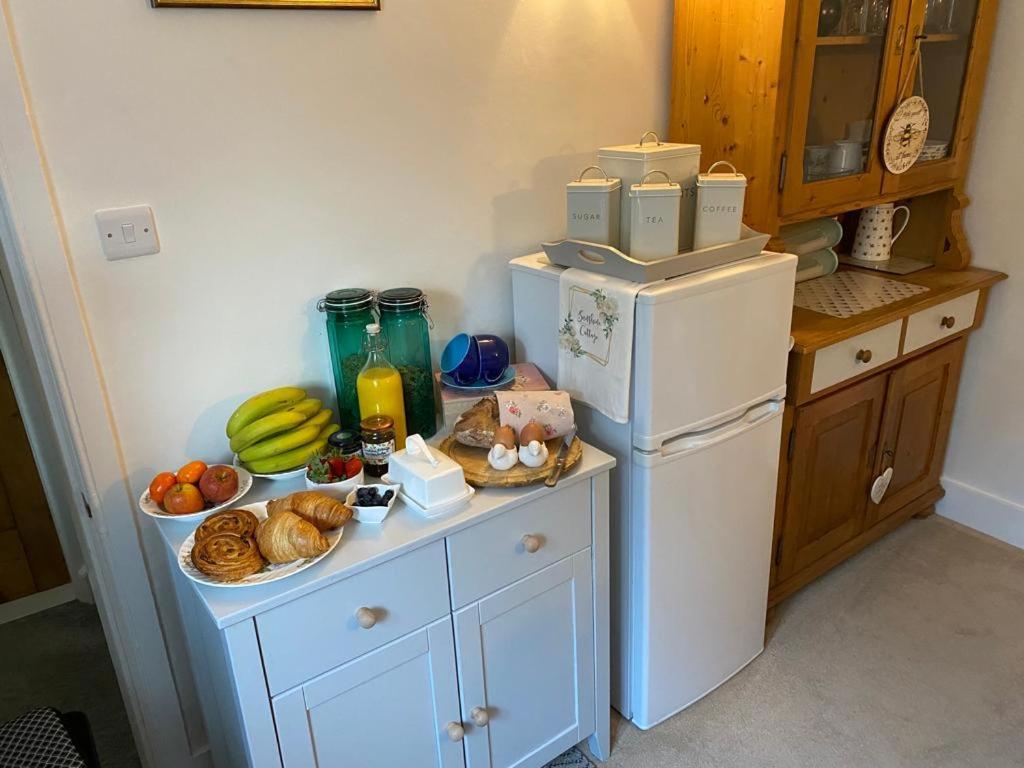 Sunshine Cottage Studley  Экстерьер фото