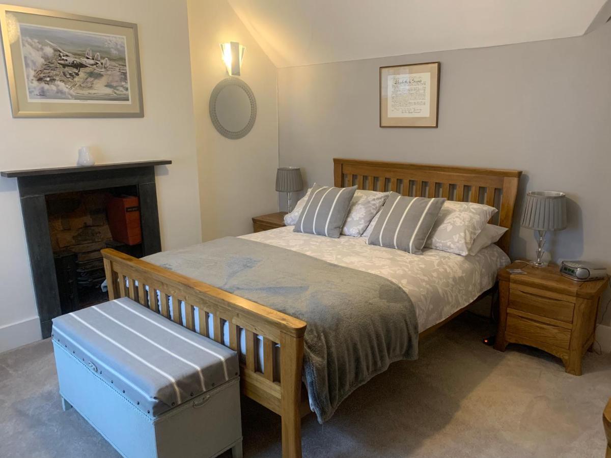 Sunshine Cottage Studley  Экстерьер фото